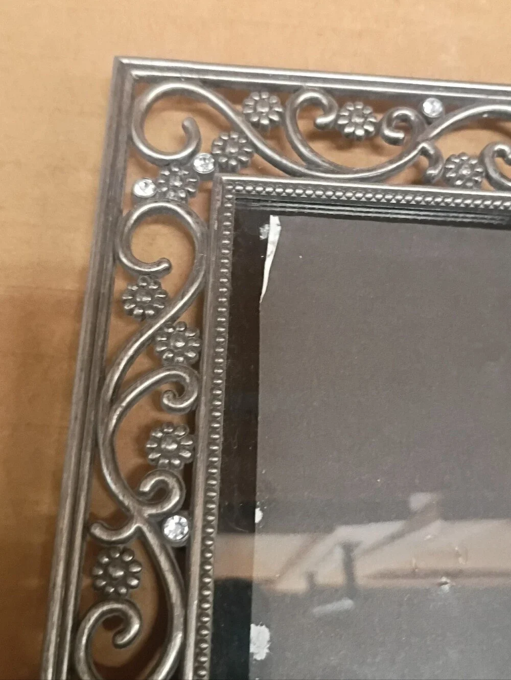 Jeweled Heirloom Faux Silver With Rhinestones Photo Frame For 4x6” Photos